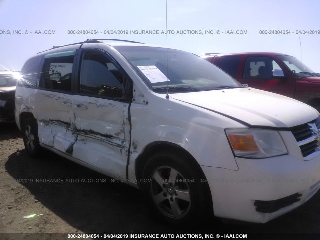 2D4RN5D13AR434318 - 2010 DODGE GRAND CARAVAN SXT WHITE photo 1