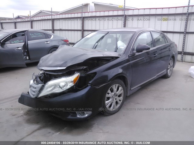 4T1BK3DBXCU443992 - 2012 TOYOTA AVALON LIMITED BLACK photo 2