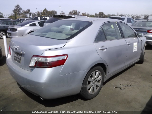 4T1BB46K38U053939 - 2008 TOYOTA CAMRY HYBRID SILVER photo 4