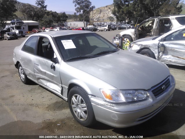 4T1BG22K81U106250 - 2001 TOYOTA CAMRY CE/LE/XLE SILVER photo 1