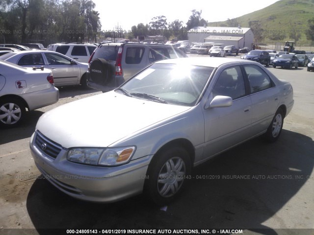 4T1BG22K81U106250 - 2001 TOYOTA CAMRY CE/LE/XLE SILVER photo 2