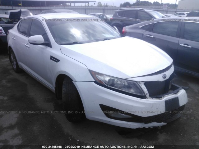 5XXGM4A75DG179209 - 2013 KIA OPTIMA LX WHITE photo 1