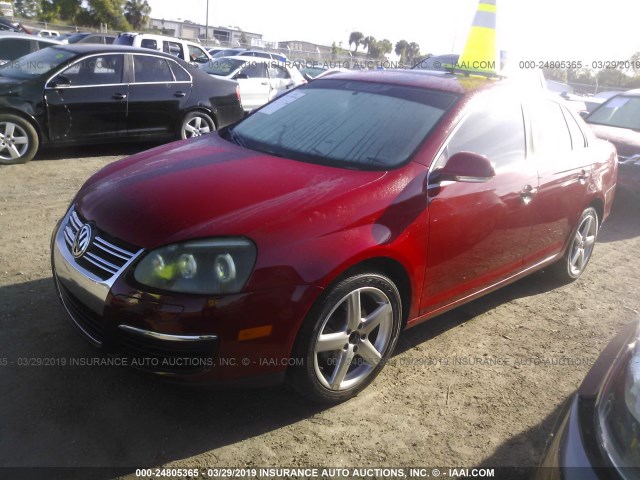 3VWRX7AJ9AM051107 - 2010 VOLKSWAGEN JETTA SE/SEL RED photo 2