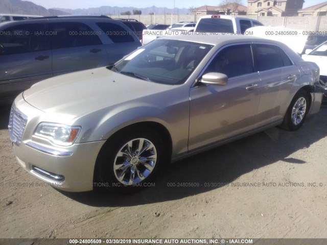2C3CCAAG6CH289458 - 2012 CHRYSLER 300 Алтын фото 2