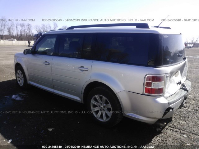 2FMGK5BC5BBD37080 - 2011 FORD FLEX SE SILVER photo 3