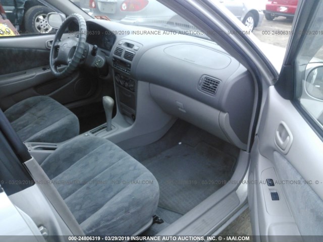 2T1BR12E7YC348568 - 2000 TOYOTA COROLLA VE/CE/LE 银色 照片 5