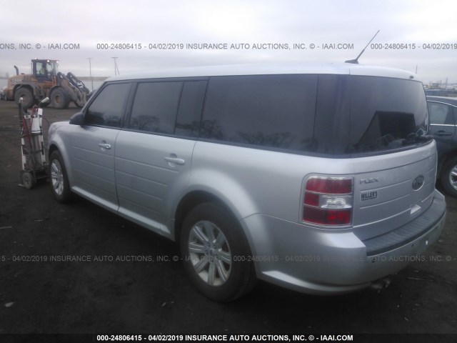 2FMGK5BC0BBD16718 - 2011 FORD FLEX SE SILVER photo 3