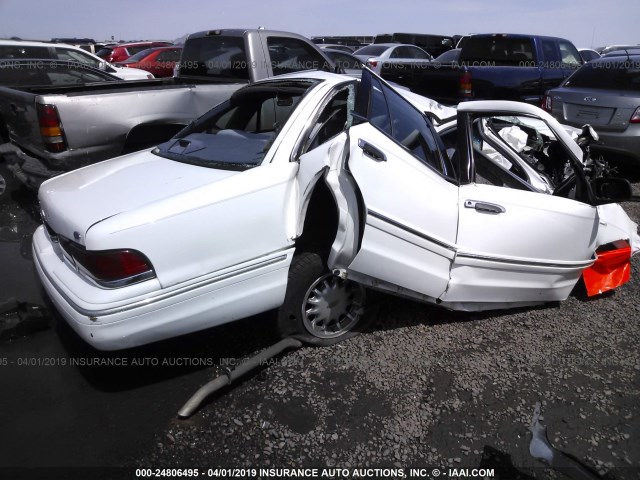 2FALP74W8VX194842 - 1997 FORD CROWN VICTORIA LX WHITE photo 4