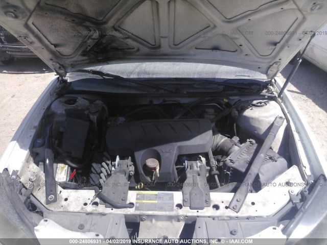 2G2WP552981143692 - 2008 PONTIAC GRAND PRIX WHITE photo 10