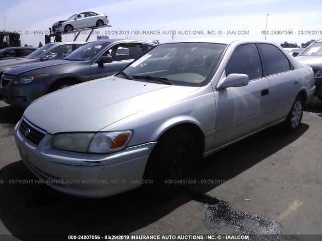 4T1BG22K8YU655733 - 2000 TOYOTA CAMRY CE/LE/XLE 银色 照片 2