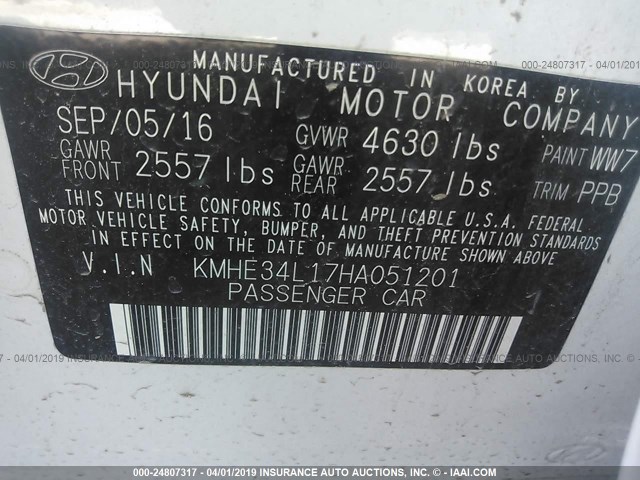 KMHE34L17HA051201 - 2017 HYUNDAI SONATA HYBRID/LIMITED WHITE photo 9