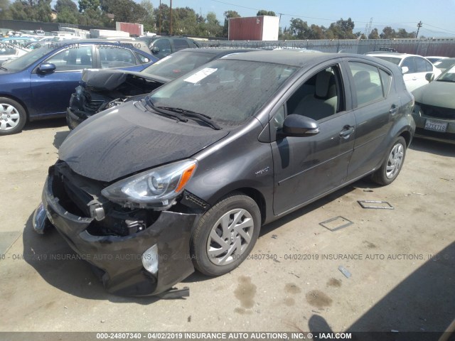 JTDKDTB30F1103833 - 2015 TOYOTA PRIUS C GRAY photo 2