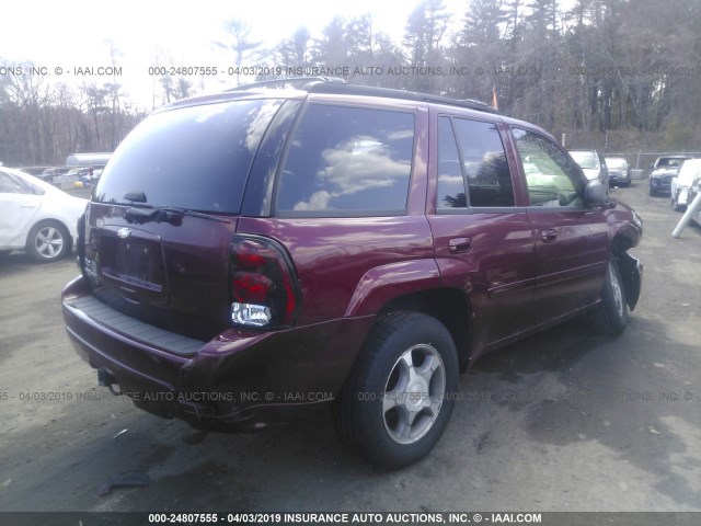 1GNDT13S462152668 - 2006 CHEVROLET TRAILBLAZER LS/LT RED photo 4