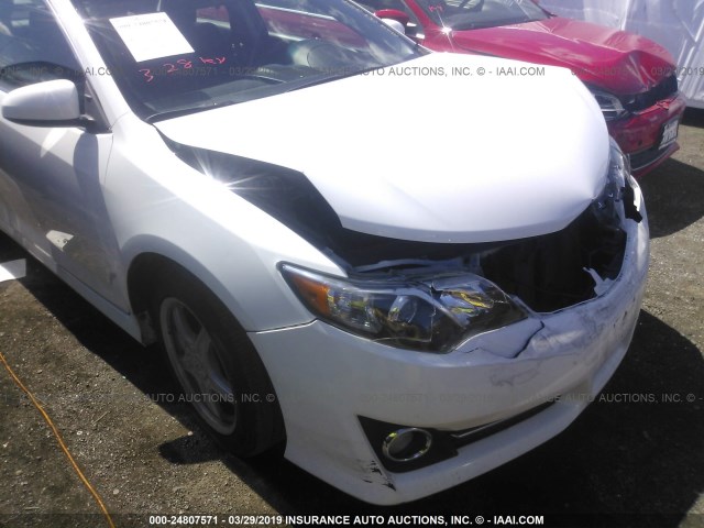 4T1BF1FK0CU175167 - 2012 TOYOTA CAMRY SE/LE/XLE WHITE photo 6