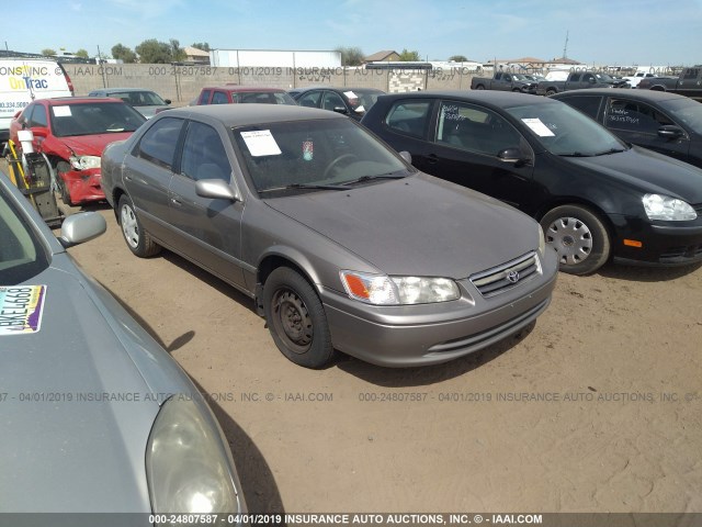 4T1BG22K91U068012 - 2001 TOYOTA CAMRY CE/LE/XLE 金色 照片 1