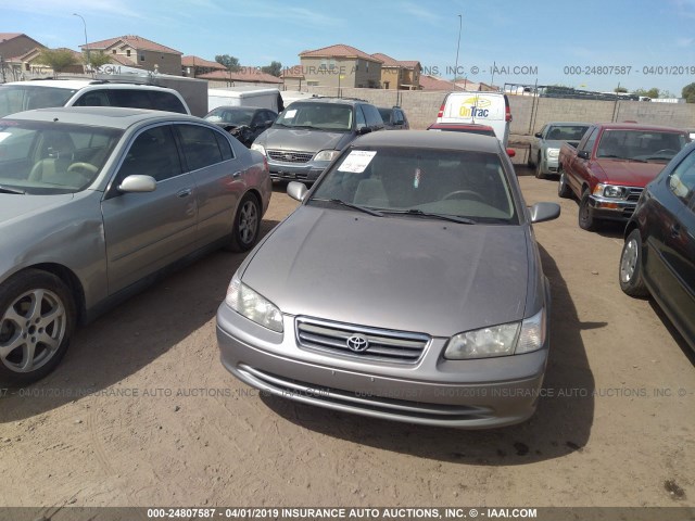 4T1BG22K91U068012 - 2001 TOYOTA CAMRY CE/LE/XLE 金色 照片 6