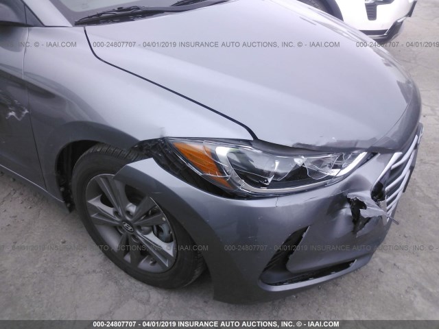 5NPD84LF2JH291817 - 2018 HYUNDAI ELANTRA SEL/VALUE/LIMITED GRAY photo 6