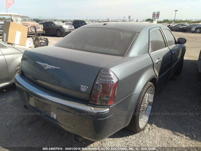 2C3KA63H26H240203 - 2006 CHRYSLER 300C BLUE photo 4