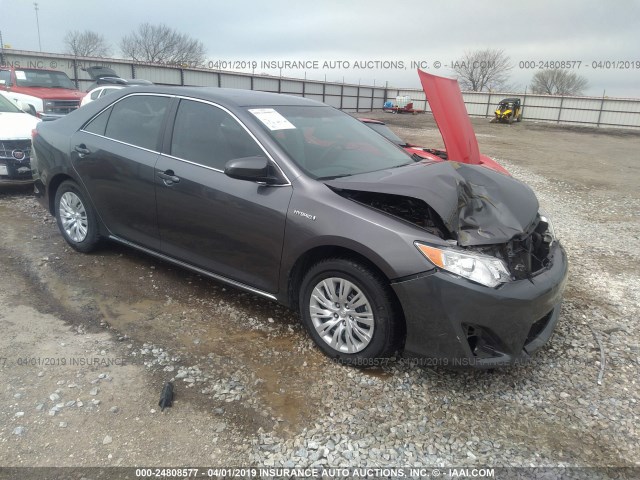 4T1BD1FKXEU105023 - 2014 TOYOTA CAMRY HYBRID/LE/XLE GRAY photo 1