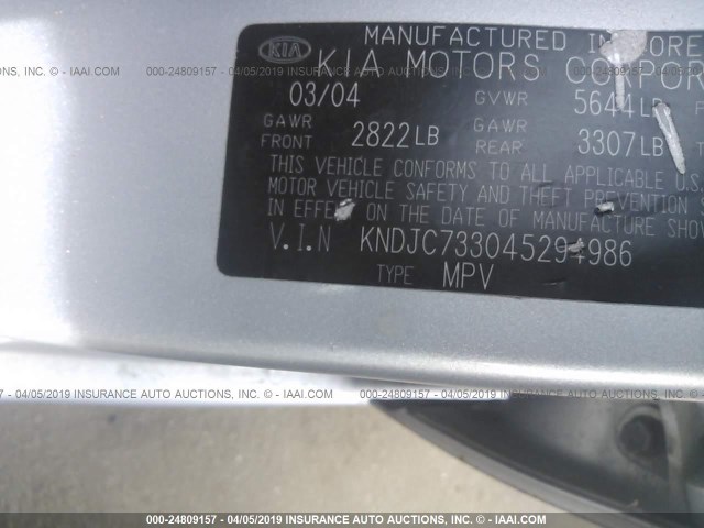 KNDJC733045294986 - 2004 KIA SORENTO EX/LX SILVER photo 9