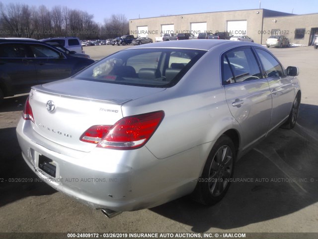 4T1BK36B76U109792 - 2006 TOYOTA AVALON XL/XLS/TOURING/LIMITED SILVER photo 4