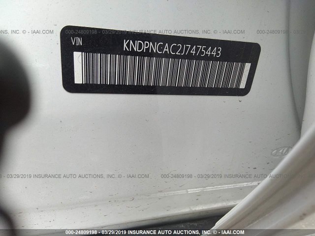 KNDPNCAC2J7475443 - 2018 KIA SPORTAGE EX WHITE photo 9