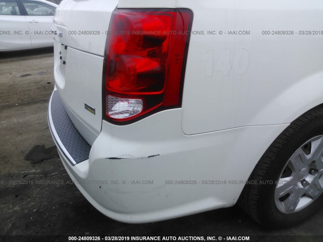 2C4RDGBG5CR373981 - 2012 DODGE GRAND CARAVAN SE WHITE photo 6