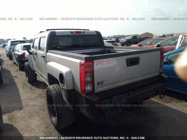 5GNEN13E098125793 - 2009 HUMMER H3T SILVER photo 3