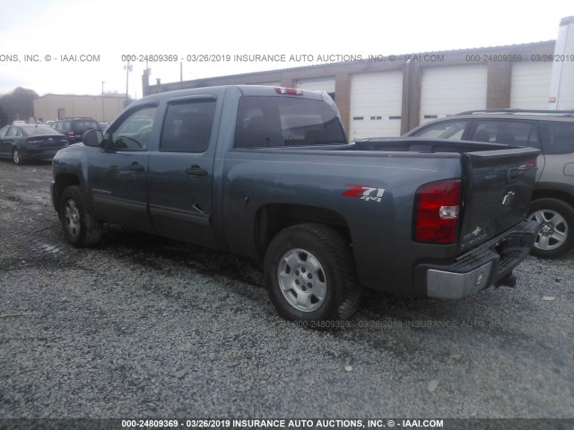 1GCPKSE3XBF151600 - 2011 CHEVROLET SILVERADO K1500 LT BLUE photo 3