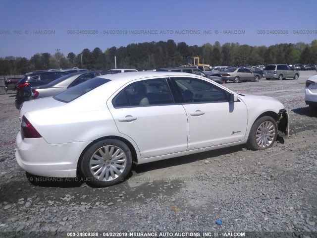 3FADP0L37AR184234 - 2010 FORD FUSION HYBRID WHITE photo 4