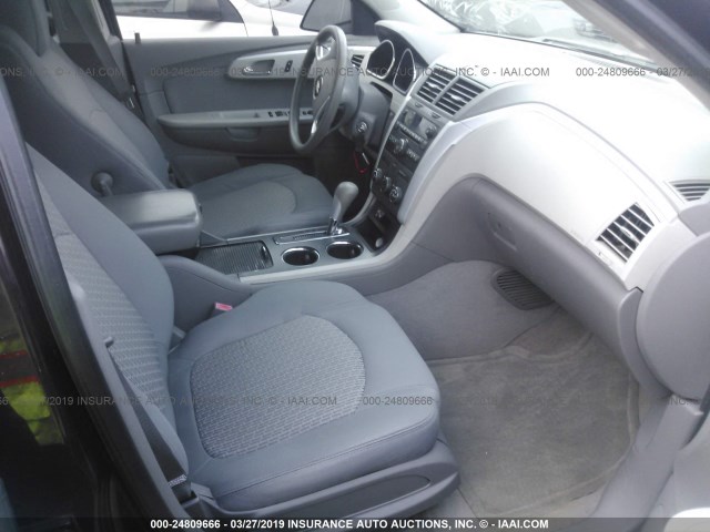 1GNLREED2AS105082 - 2010 CHEVROLET TRAVERSE LS BROWN photo 5