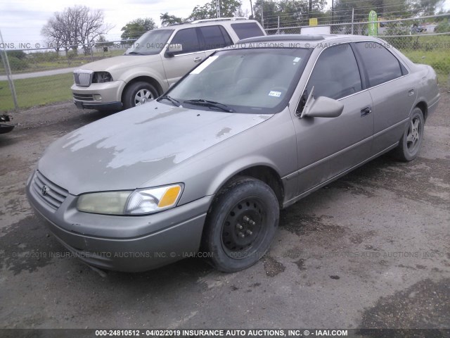 4T1BF22KXVU035920 - 1997 TOYOTA CAMRY CE/LE/XLE 灰色 照片 2