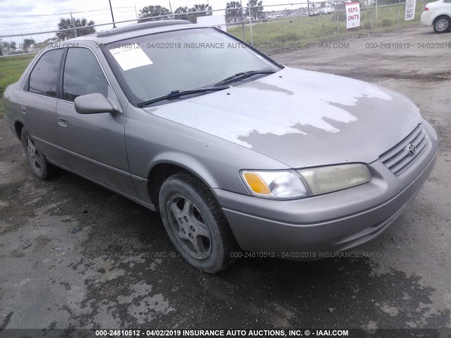 4T1BF22KXVU035920 - 1997 TOYOTA CAMRY CE/LE/XLE 灰色 照片 6