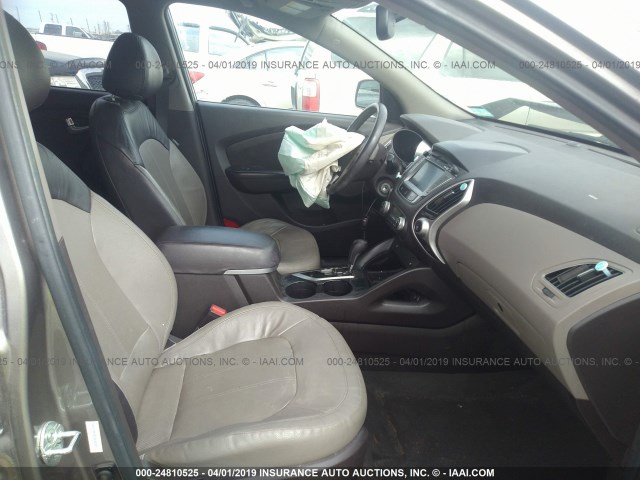 KM8JU3AC3CU490137 - 2012 HYUNDAI TUCSON GLS/LIMITED 棕色 照片 5
