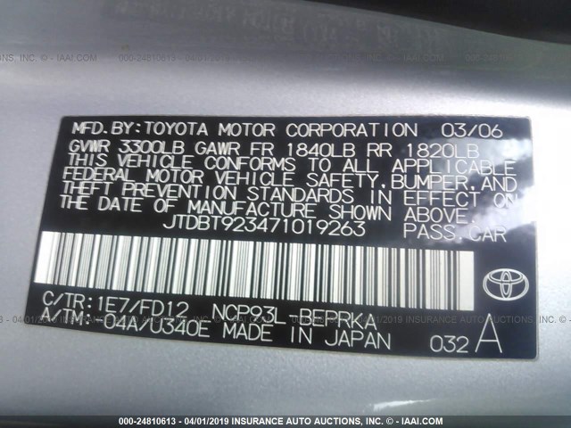 JTDBT923471019263 - 2007 TOYOTA YARIS SILVER photo 9