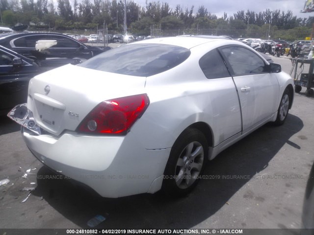 1N4AL24E68C105963 - 2008 NISSAN ALTIMA 2.5S WHITE photo 4