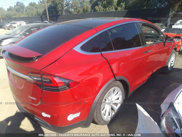 5YJXCDE29GF030052 - 2016 TESLA MODEL X RED photo 4