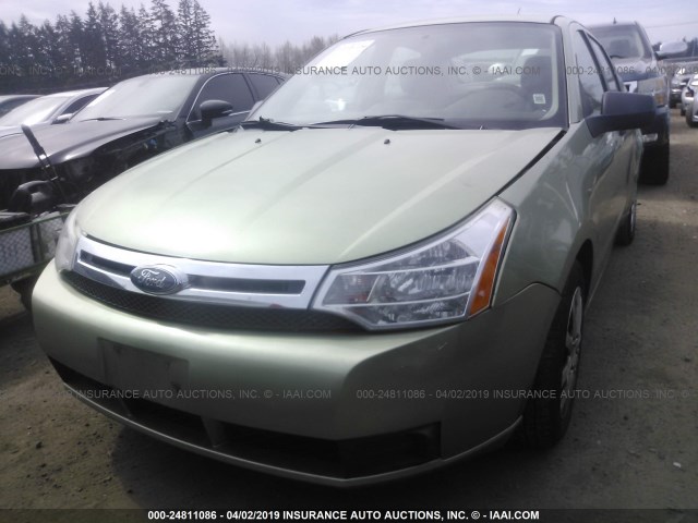 1FAHP34N28W163186 - 2008 FORD FOCUS S/SE GREEN photo 2