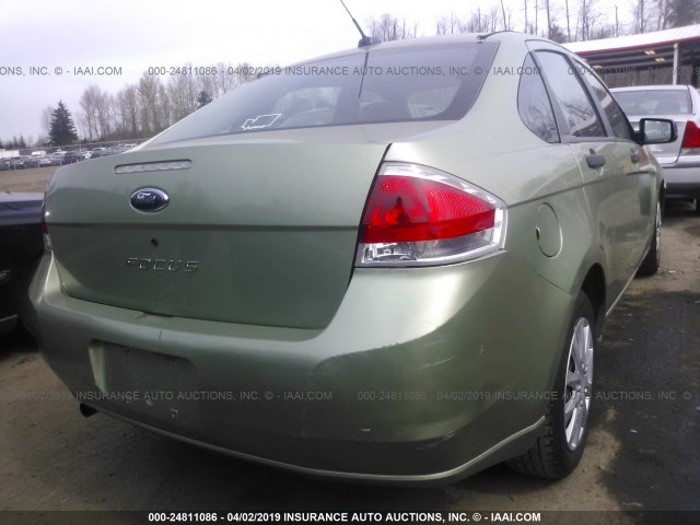 1FAHP34N28W163186 - 2008 FORD FOCUS S/SE GREEN photo 4