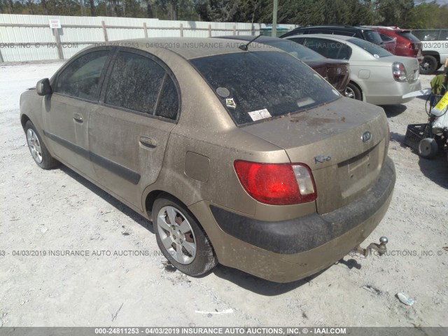 KNADE123076224633 - 2007 KIA RIO LX/SX GOLD photo 3