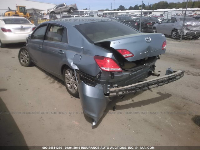 4T1BK36B17U167818 - 2007 TOYOTA AVALON XL/XLS/TOURING/LIMITED BLUE photo 3