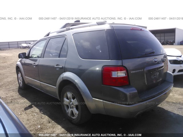 1FMZK02156GA39377 - 2006 FORD FREESTYLE SEL GRAY photo 3