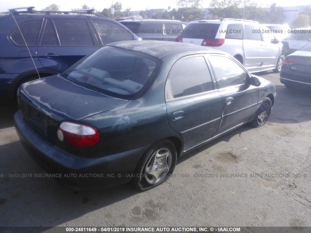 KNAFB121215061397 - 2001 KIA SEPHIA LS GREEN photo 4