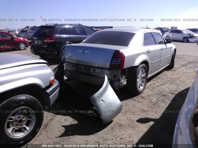 2C3KA63H36H356753 - 2006 CHRYSLER 300C GREEN photo 4