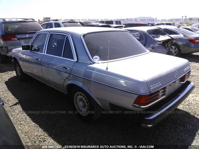 WDBAB33A9CB003541 - 1982 MERCEDES-BENZ 300 DT SILVER photo 3