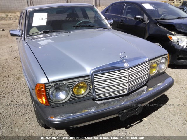 WDBAB33A9CB003541 - 1982 MERCEDES-BENZ 300 DT SILVER photo 6