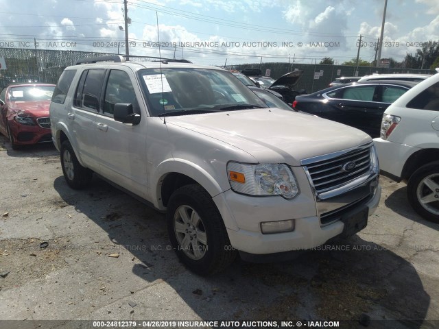 1FMEU7DE8AUA31592 - 2010 FORD EXPLORER XLT WHITE photo 1