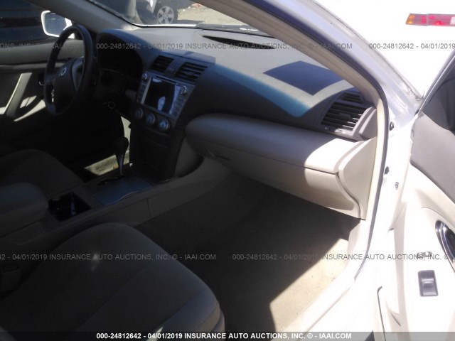 4T1BE46K47U650412 - 2007 TOYOTA CAMRY NEW GENERAT CE/LE/XLE/SE WHITE photo 5