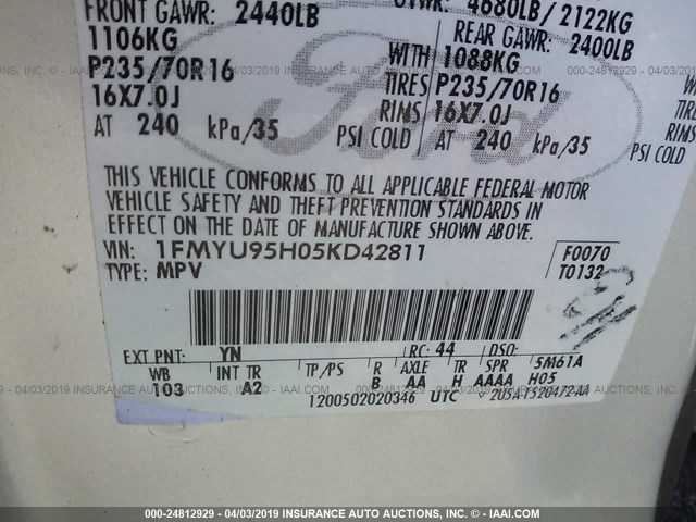 1FMYU95H05KD42811 - 2005 FORD ESCAPE HEV SILVER photo 9