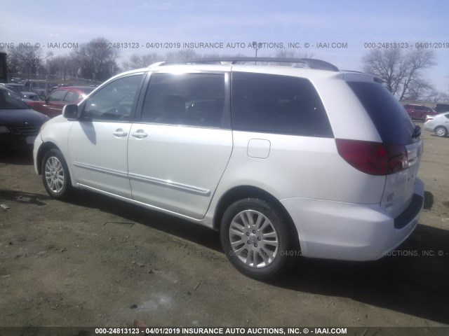 5TDBK22C48S009394 - 2008 TOYOTA SIENNA XLE/XLE LIMITED WHITE photo 3